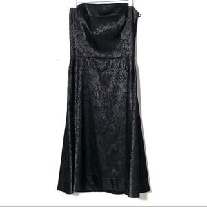 White House Black Market Strapless black midi formal bridesmaid dress sz 6 B181